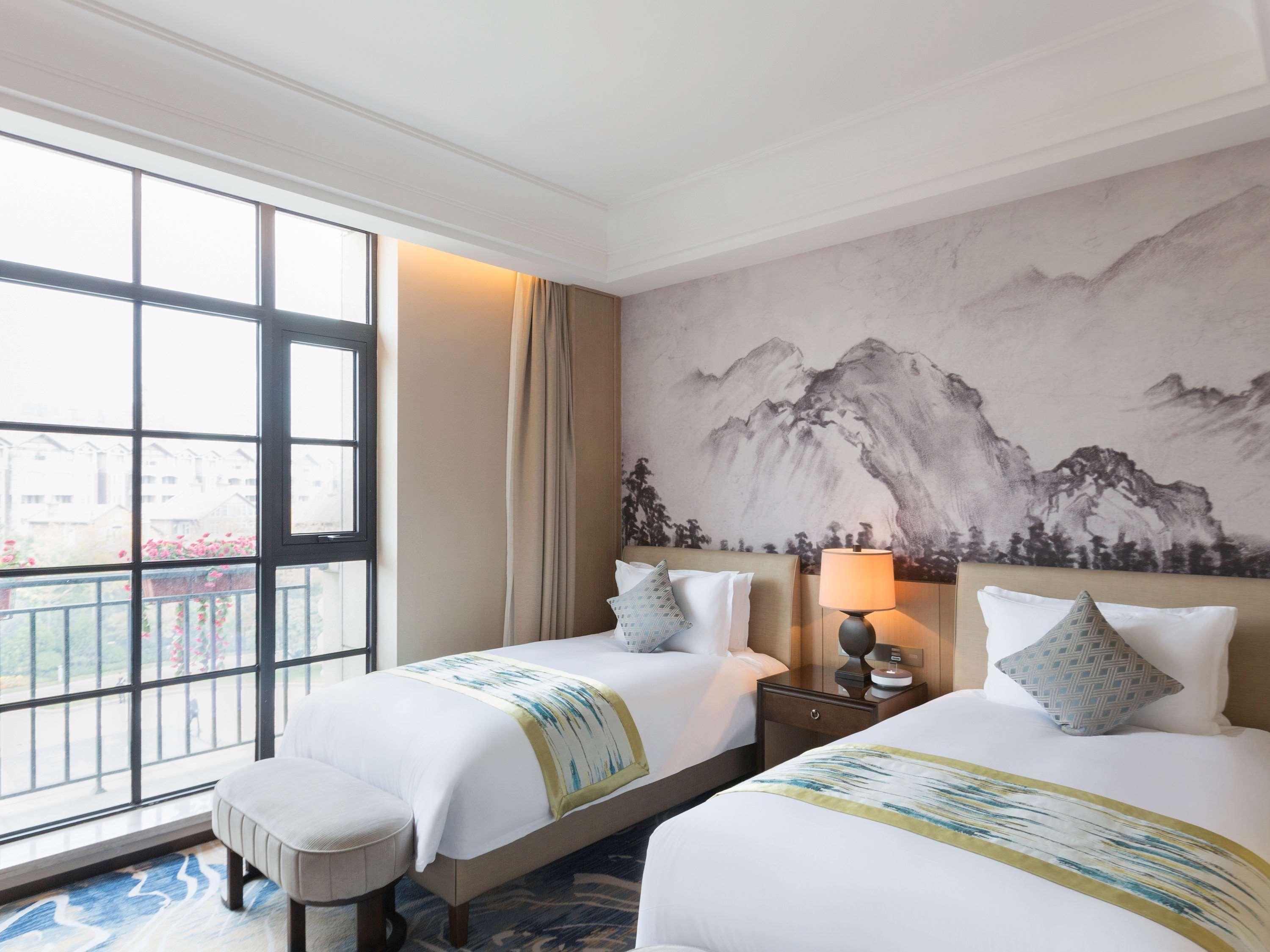 แกรนด์ เมอร์เคียว เจิ้งโจว เวสต์ Hotel ภายนอก รูปภาพ