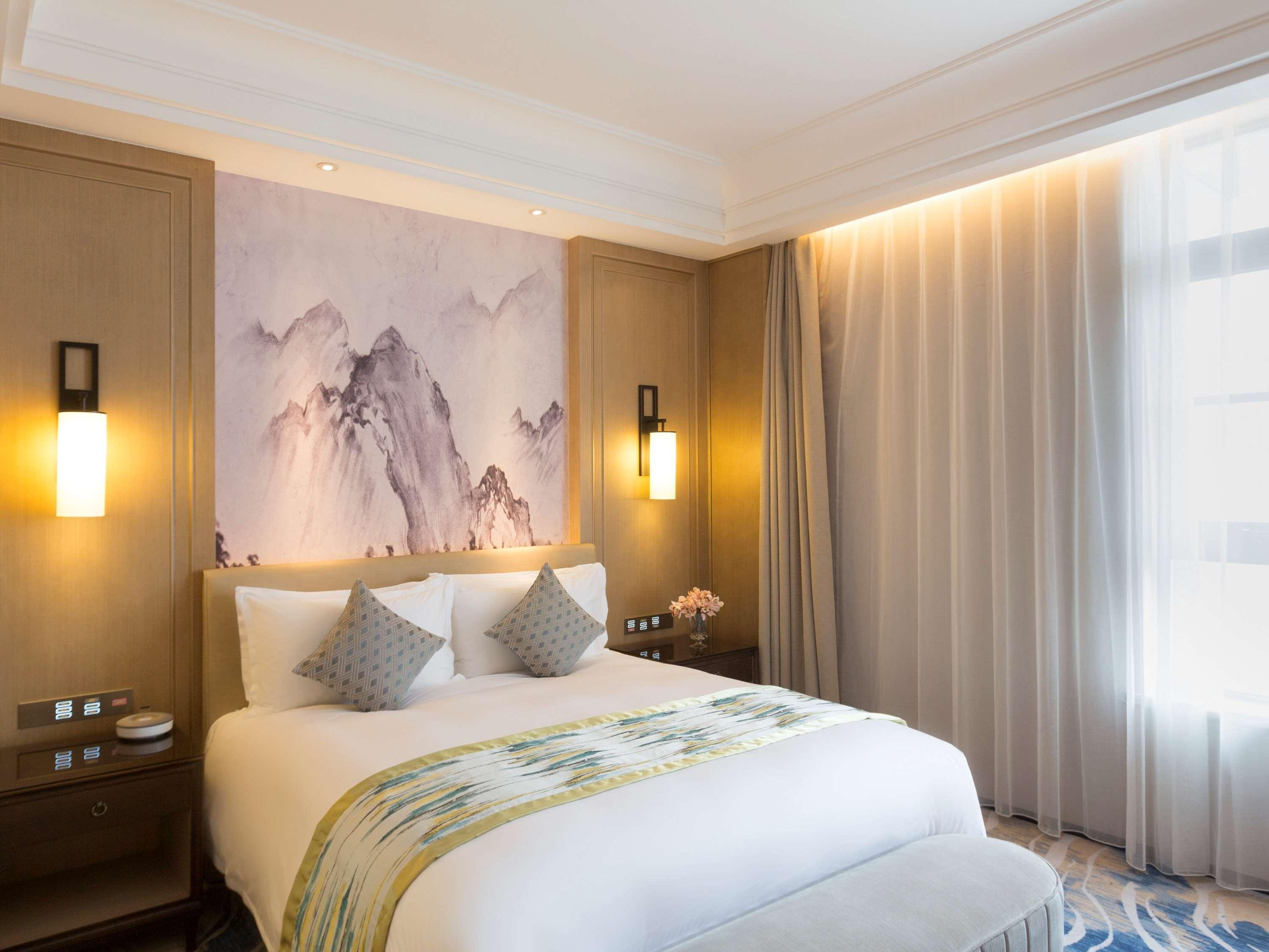 แกรนด์ เมอร์เคียว เจิ้งโจว เวสต์ Hotel ภายนอก รูปภาพ