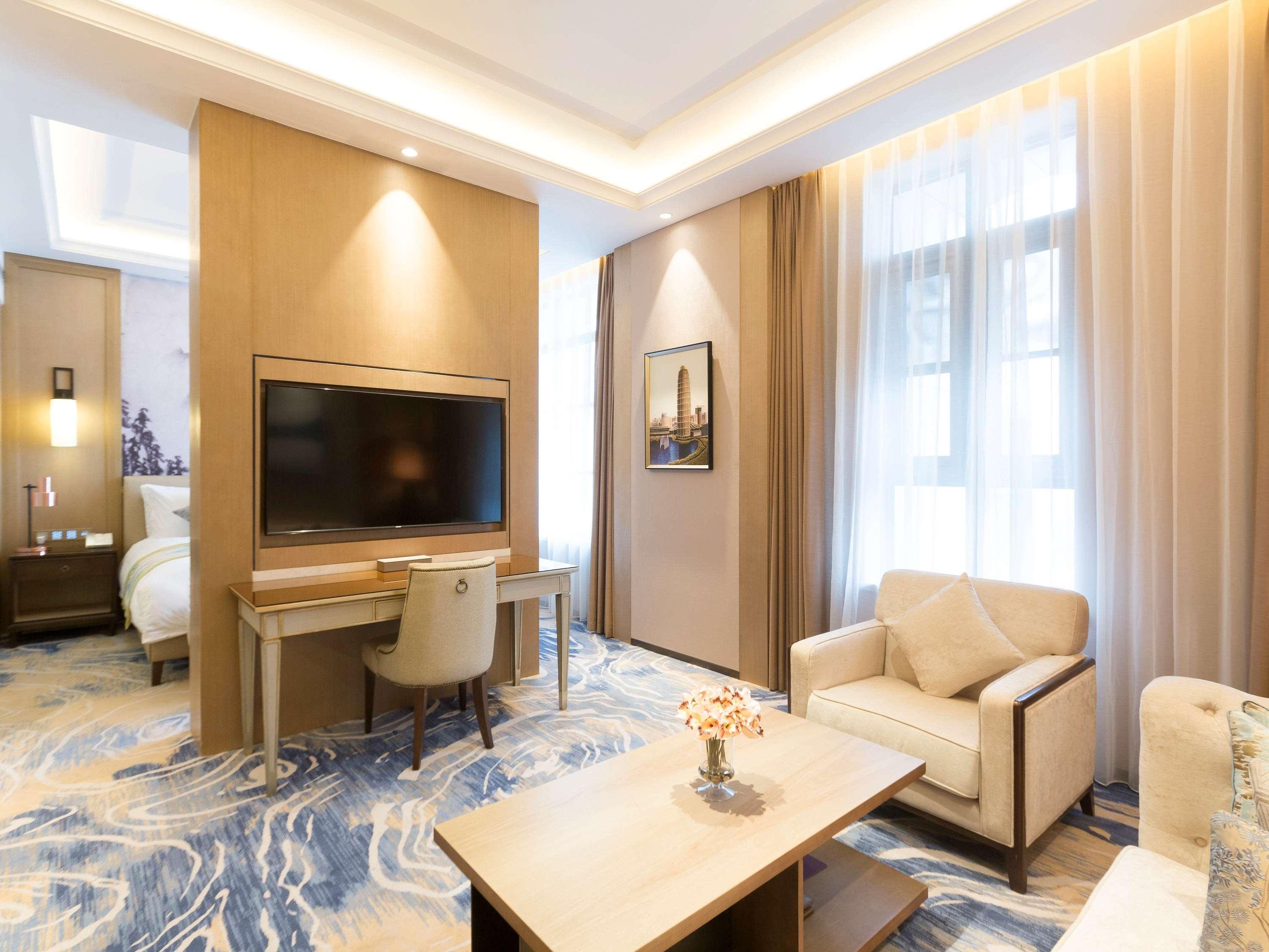 แกรนด์ เมอร์เคียว เจิ้งโจว เวสต์ Hotel ภายนอก รูปภาพ