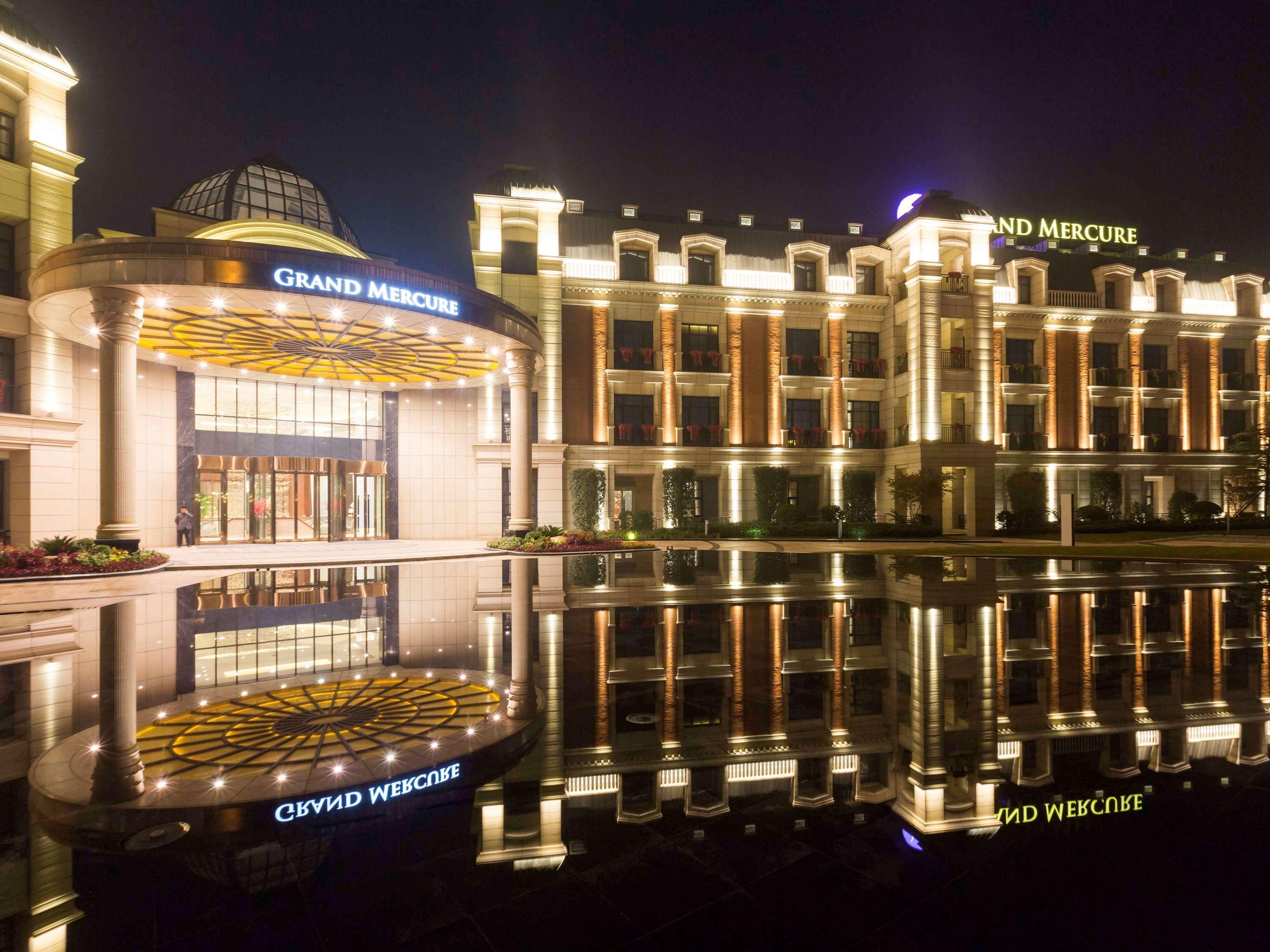 แกรนด์ เมอร์เคียว เจิ้งโจว เวสต์ Hotel ภายนอก รูปภาพ