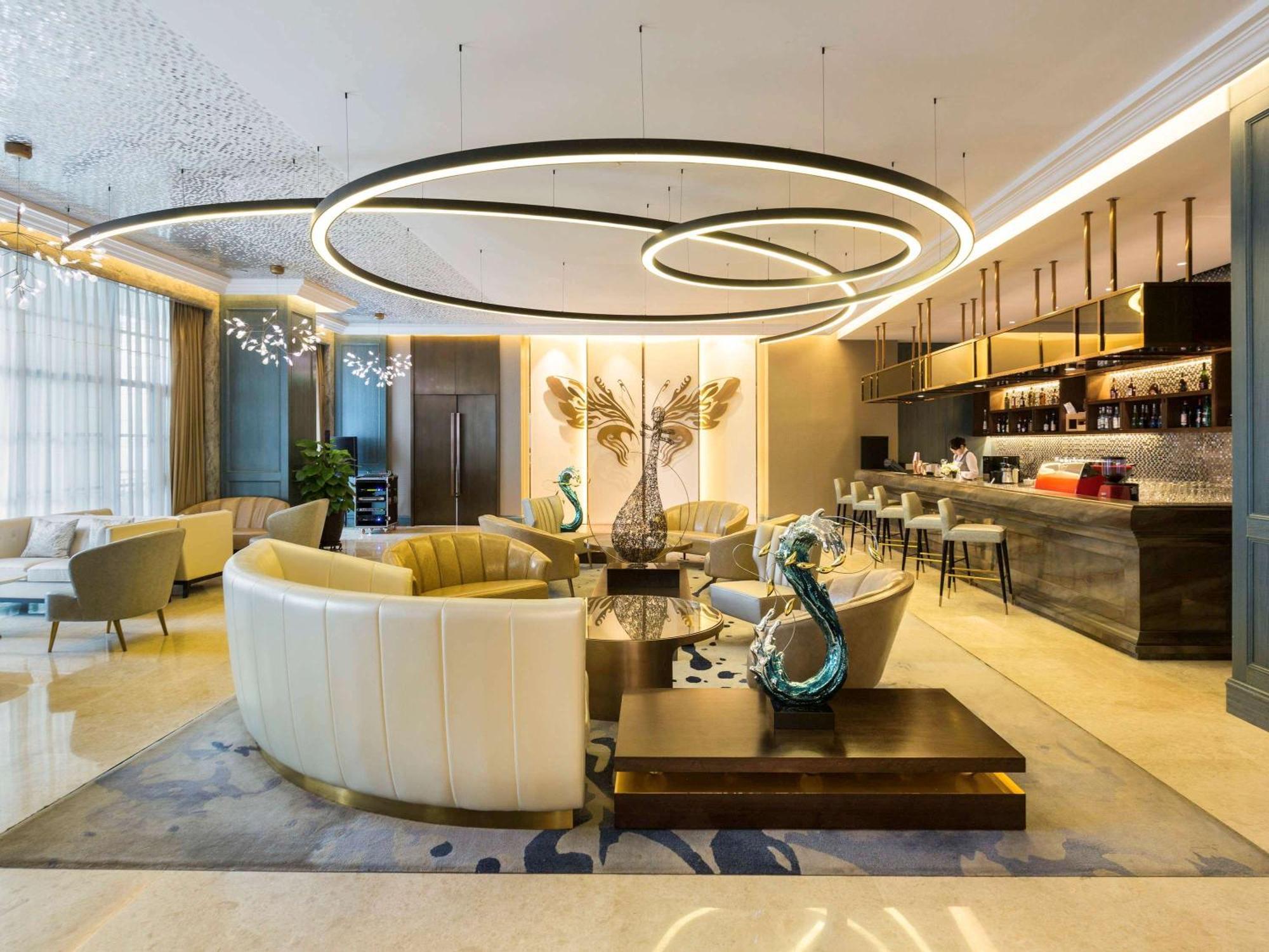 แกรนด์ เมอร์เคียว เจิ้งโจว เวสต์ Hotel ภายนอก รูปภาพ