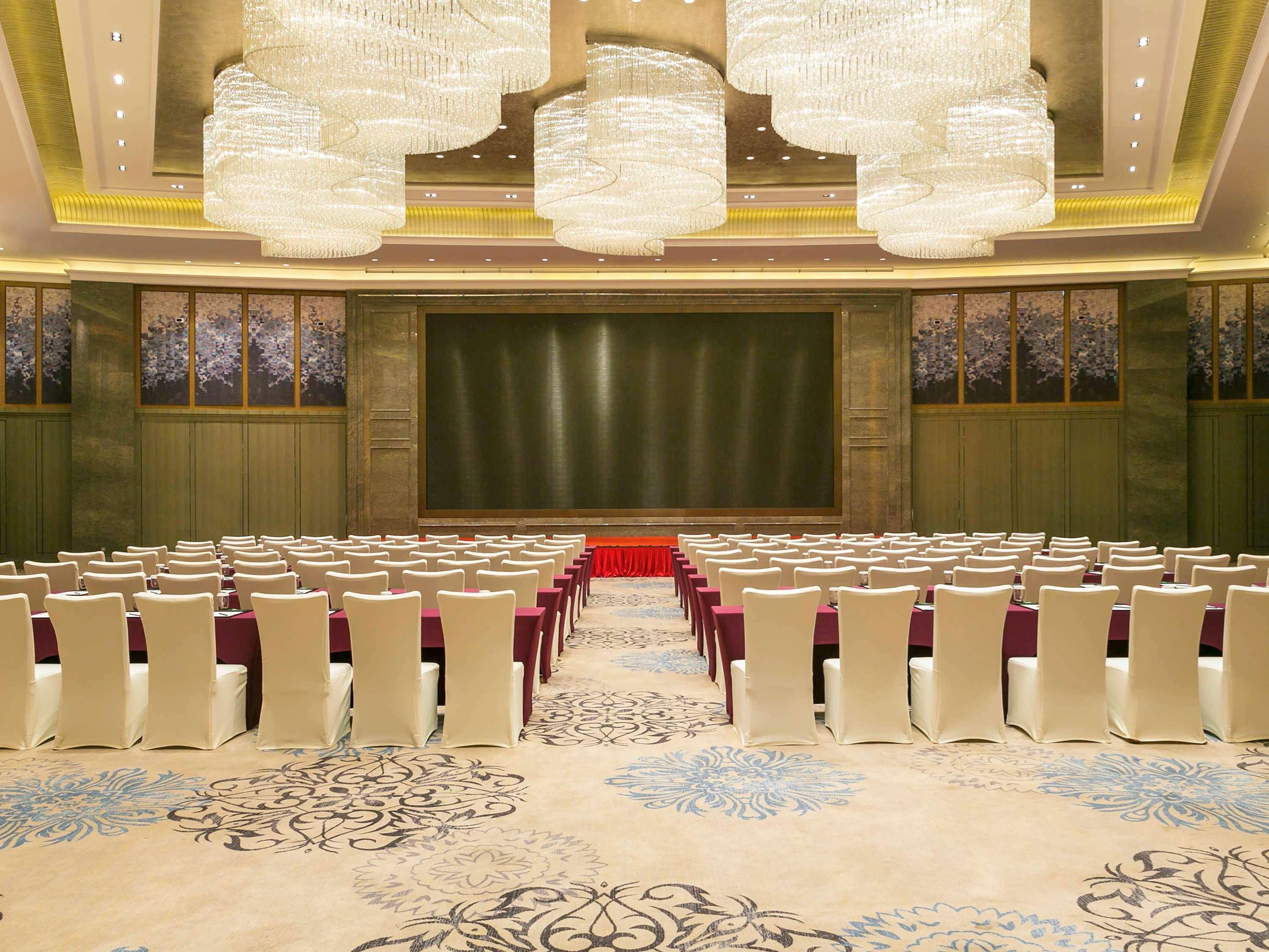 แกรนด์ เมอร์เคียว เจิ้งโจว เวสต์ Hotel ภายนอก รูปภาพ